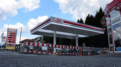 kaiser tankstelle meschede hermes